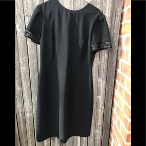 DONNA MORGAN, Black dress    size 8